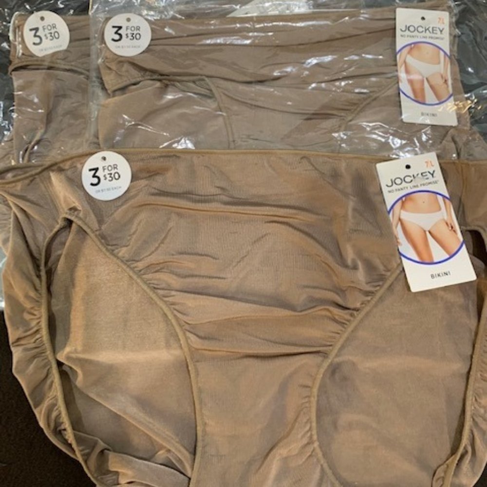 NWT Jockey No Panty Line Bikini panties, pack of 3. Sz 7/L.